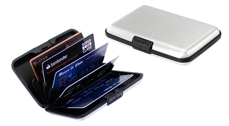 Porta-Tarjetas Anti-Clonación RFID